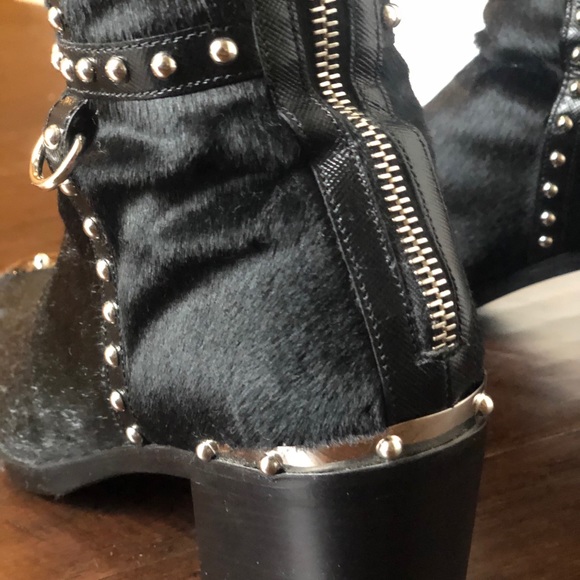 Prada Boots ( Cavallino + Safari ) - Picture 7 of 10